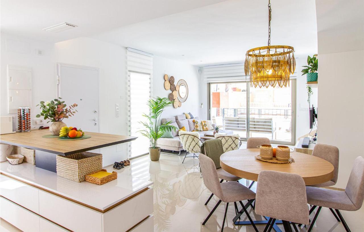 Gorgeous Home In Los Alcazares With Wifi Buitenkant foto